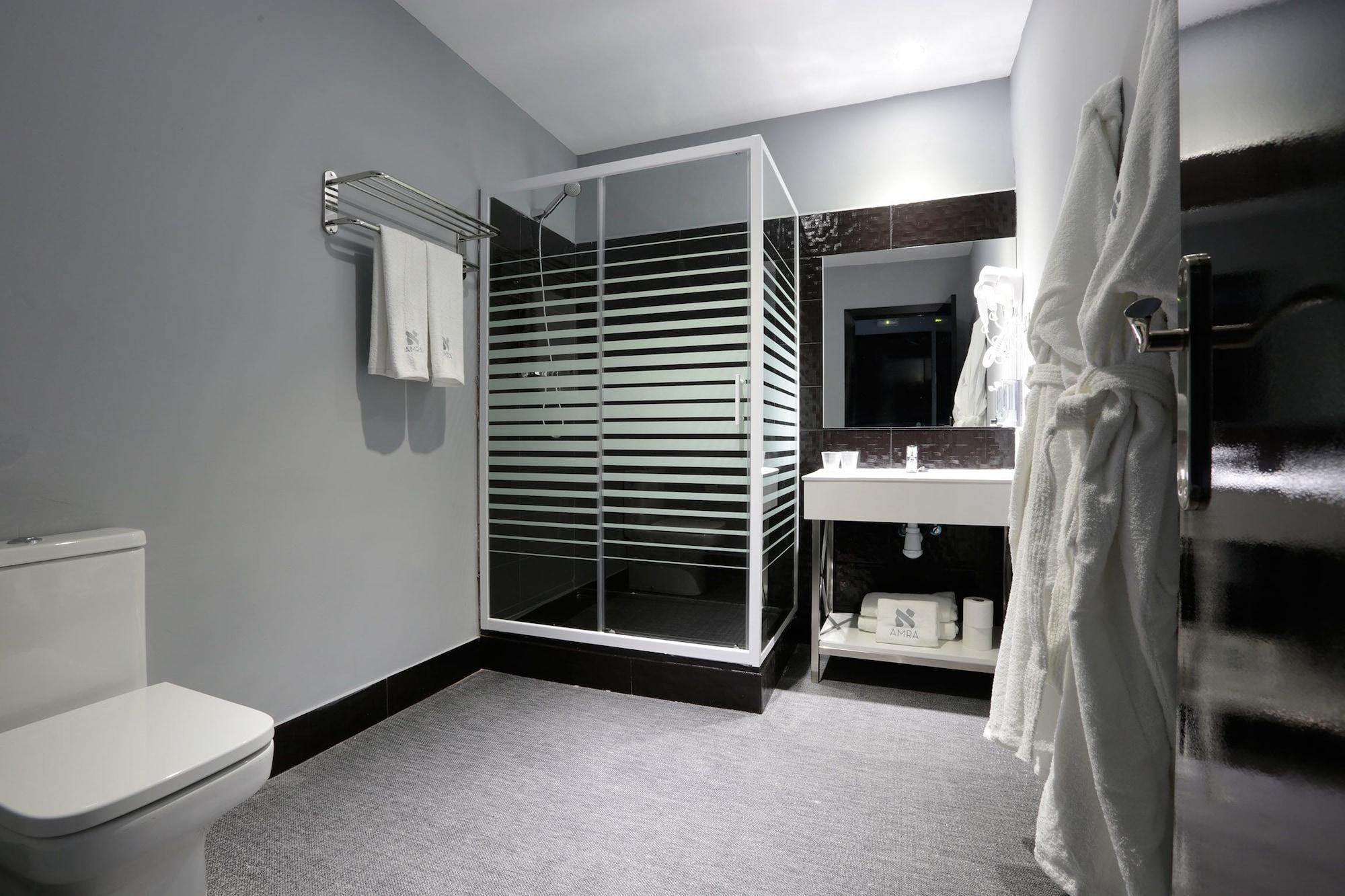 Amra Gran Via Guest house 2*