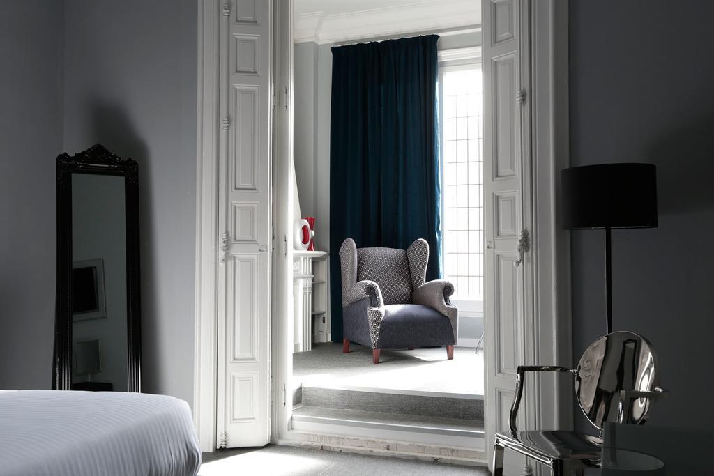 Amra Gran Via Guest house Barcelona